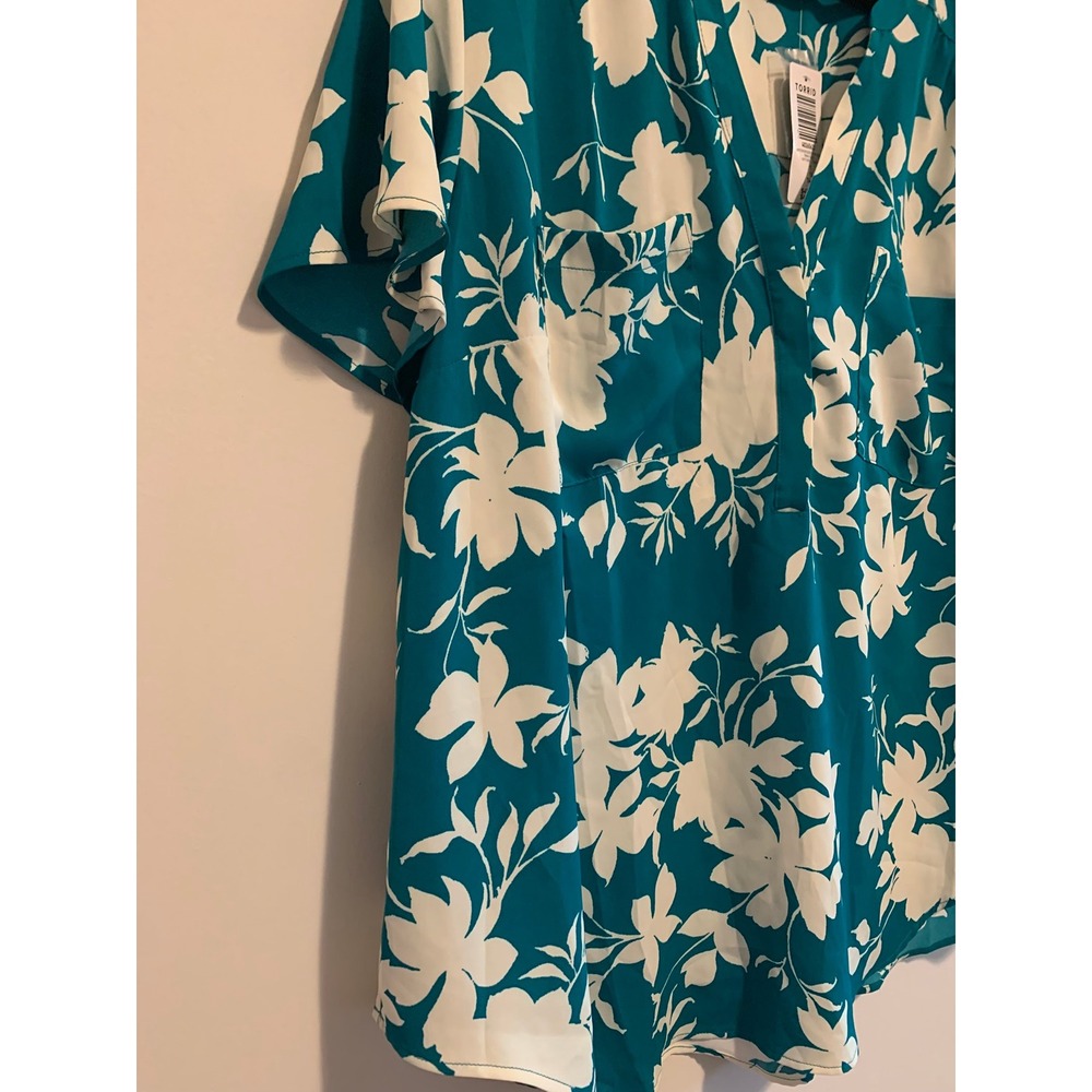 Torrid Harper Floral Teal White Flutter Sleeve Blouse Women Top 1X NWT - Picture 3 of 5